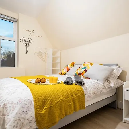 Deluxe 2-Bedroom Flat With Free Parking Birmingham Exterior photo