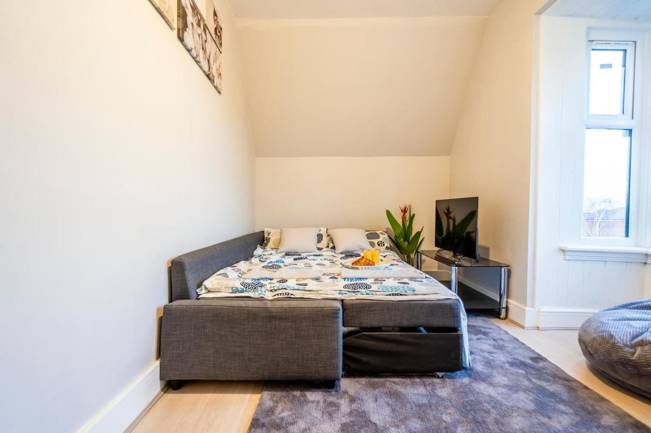 Apartamento Deluxe 2-bedroom Flat With Free Parking Birmingam